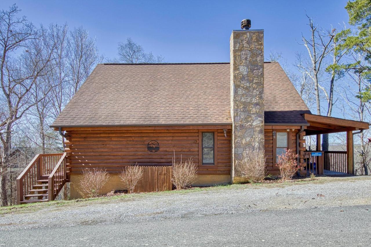 Serenity, A Rustic Log Cabin Retreat Sevierville Eksteriør billede